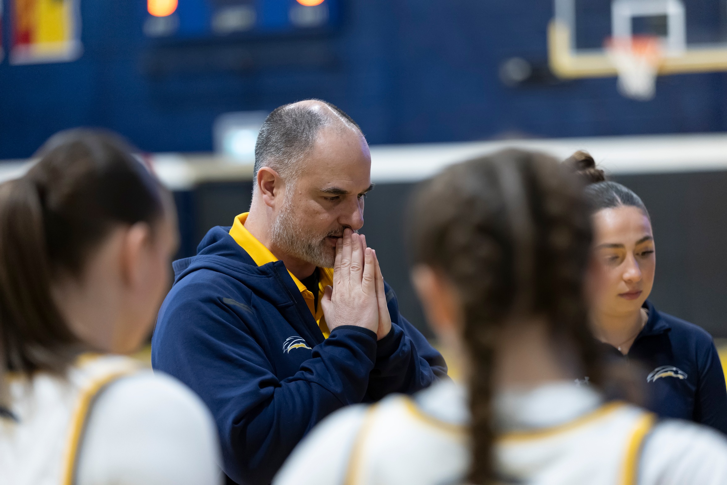 Chargers Battle Through Four Quarters in Loss to Mount Saint Vincent